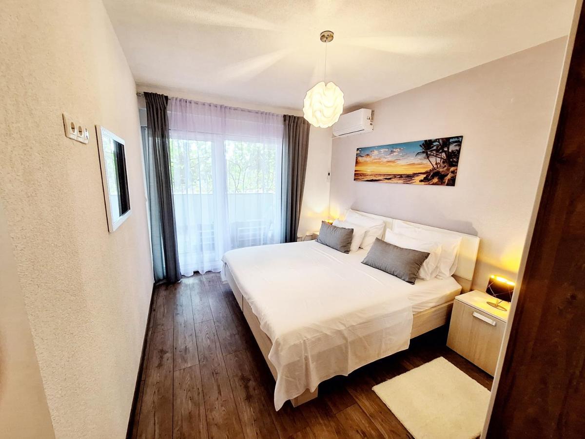 Dream Variant Trogir Exterior foto